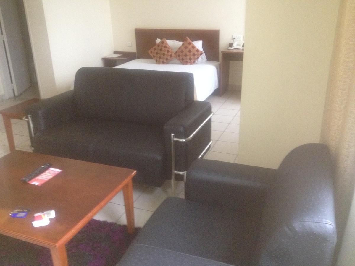 Tinapa Lakeside Hotel Calabar Exterior foto